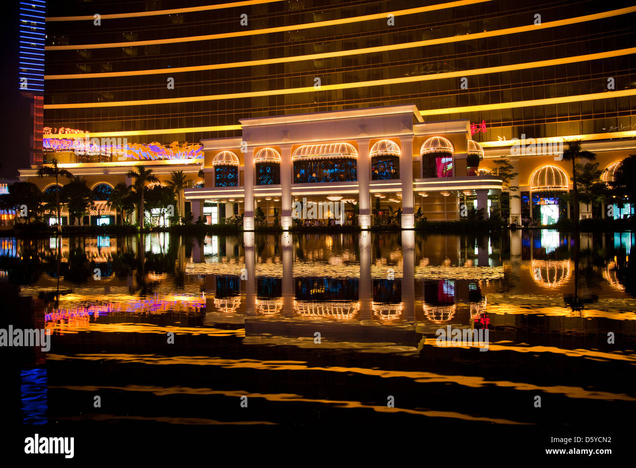 China, Macau, Reflexionen von Wynn Hotel und Casino Stockfoto