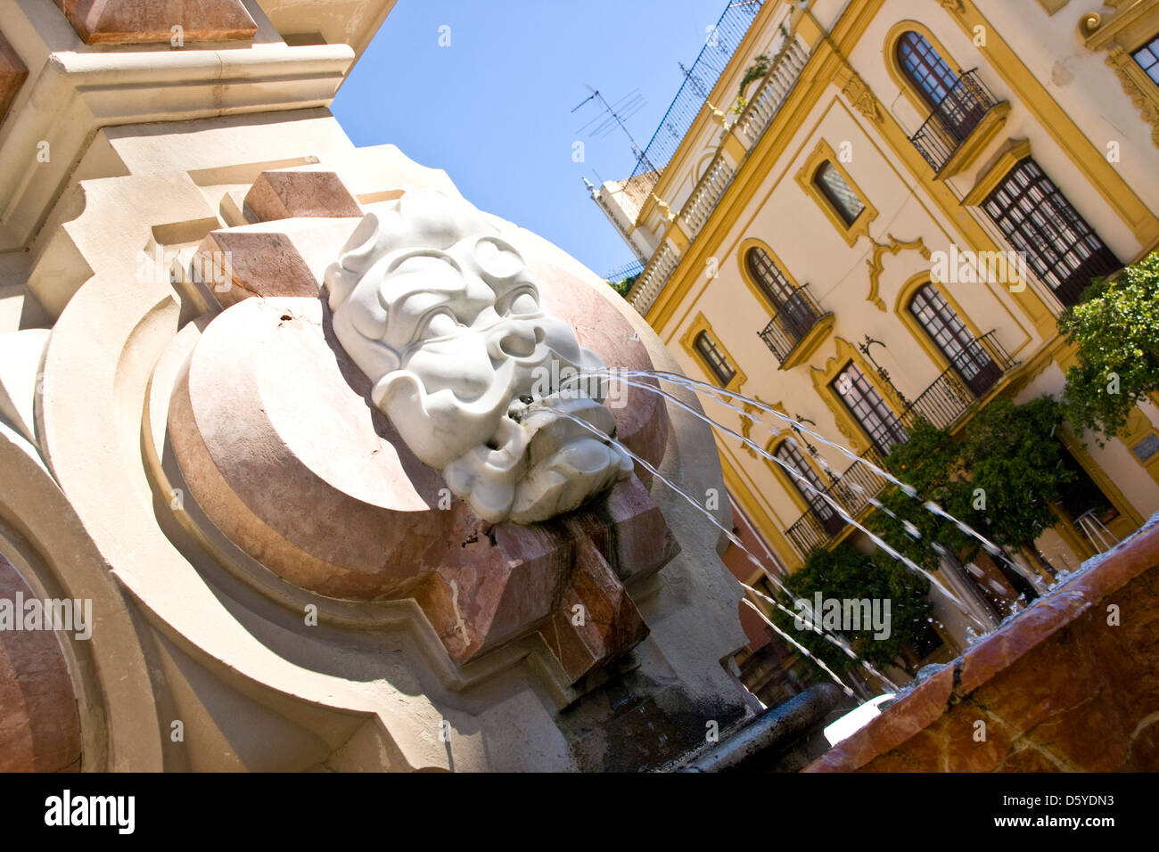 Brunnen im Plaza Virgen de Los Reyes Sevilla Andalusien Andalusien Spanien Europa Stockfoto