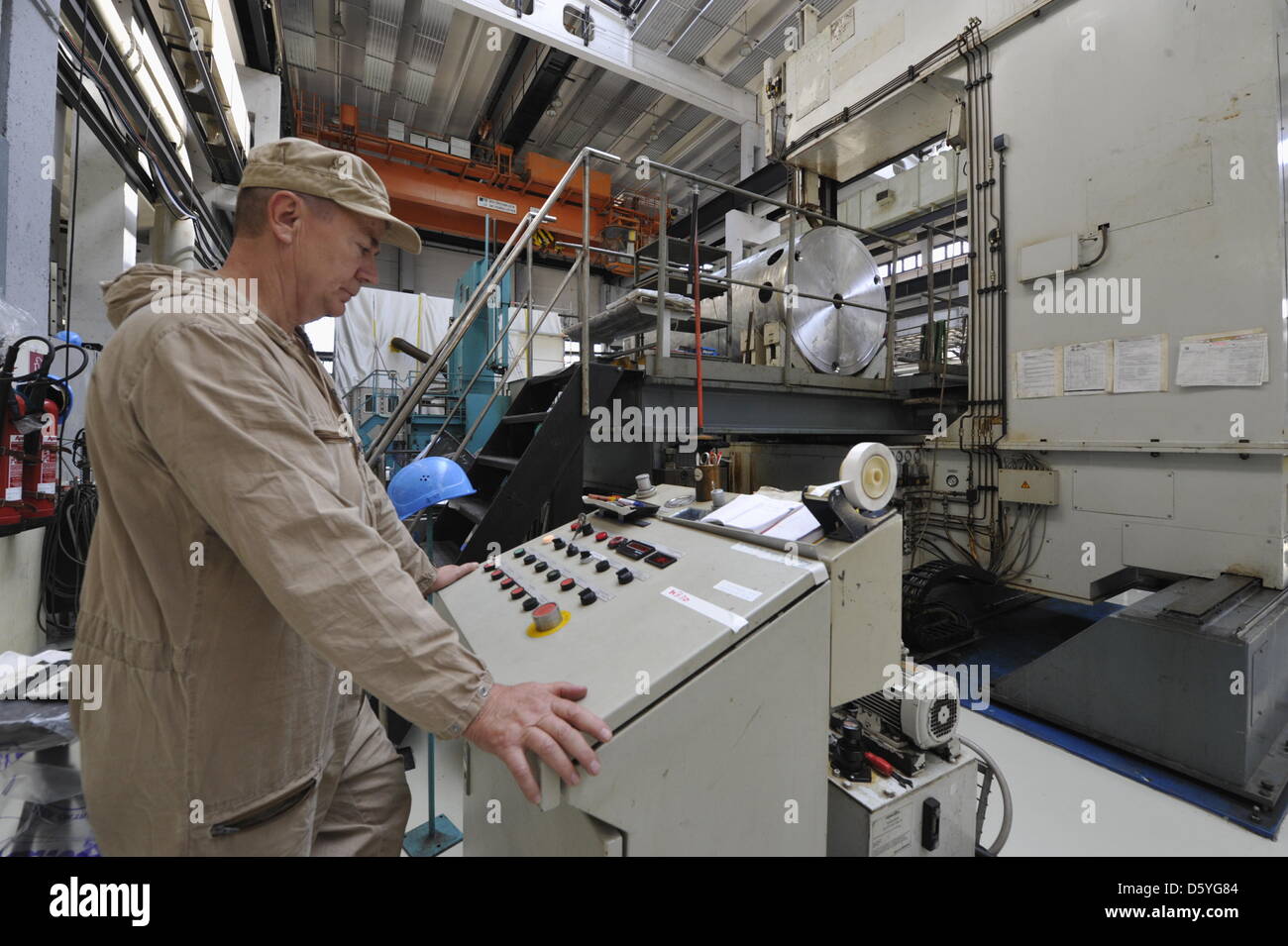 Atomkraftwerk Lubmin Bei Greifswald in Mecklenburg Vorpommern eine der Polnischen Grenze.  Ehemaliges Atomkraftwerk der DDR. Sterben Sie Anlage Wurde 1990 Abgeschaltet Und Befindet Sich Seit 1995 Im Rückbau. Heutiger Eigentümer Sindh sterben Energiewerke Nord.    Sterben Sie Betreiber Verfügen Über Know-how, Das von Fachleuten Nachgefragt Wird. Seit der Katastrophe in Fukushima Kommen if japanis Stockfoto