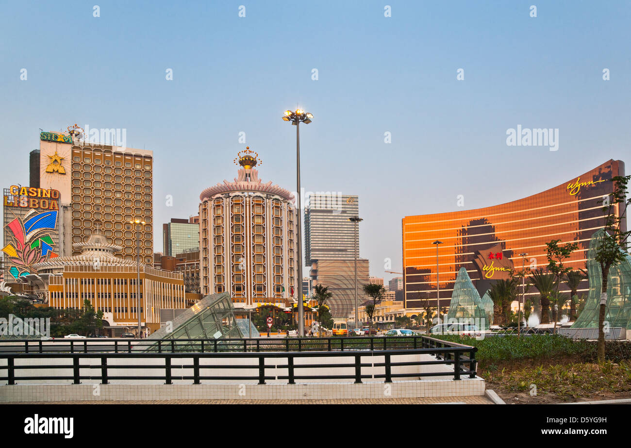 China, Macau, Abend Blick auf Lissabon und Wynn Casinos Stockfoto