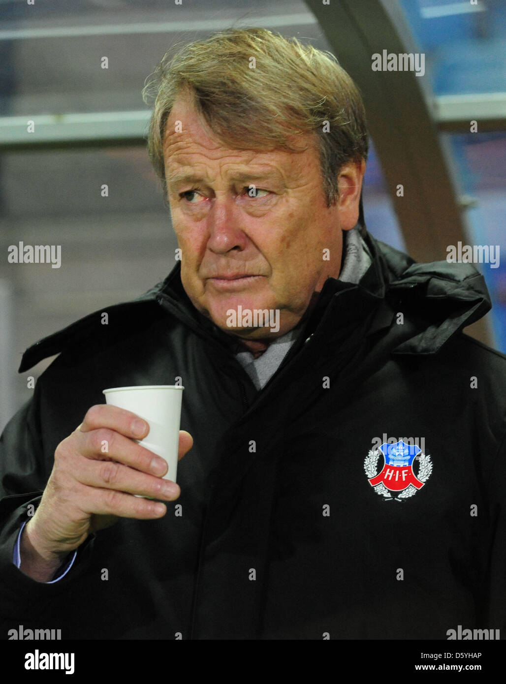 Helsingborg Cheftrainer Age Hareide vor der Europa League Gruppe L-Fußballspiel zwischen Helsingborg IF und Hannover 96 bei Olympia in Helsingborg, Schweden, 25. Oktober 2012. Foto: Peter Steffen/dpa Stockfoto