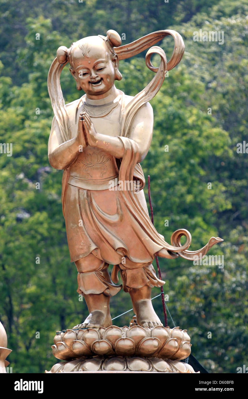 Die chinesische Gottheiten Skulptur aus Messing. Stockfoto