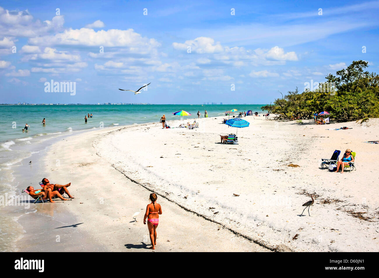 Menschen, die genießen Strand von Sanibel Island an der Golf-Küste von Florida Stockfoto