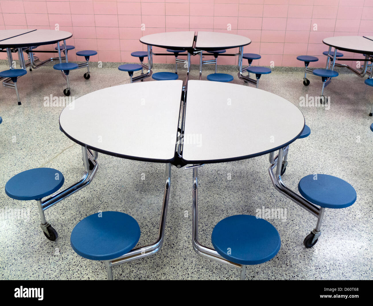 School Lunch Room Table Stockfotos School Lunch Room Table