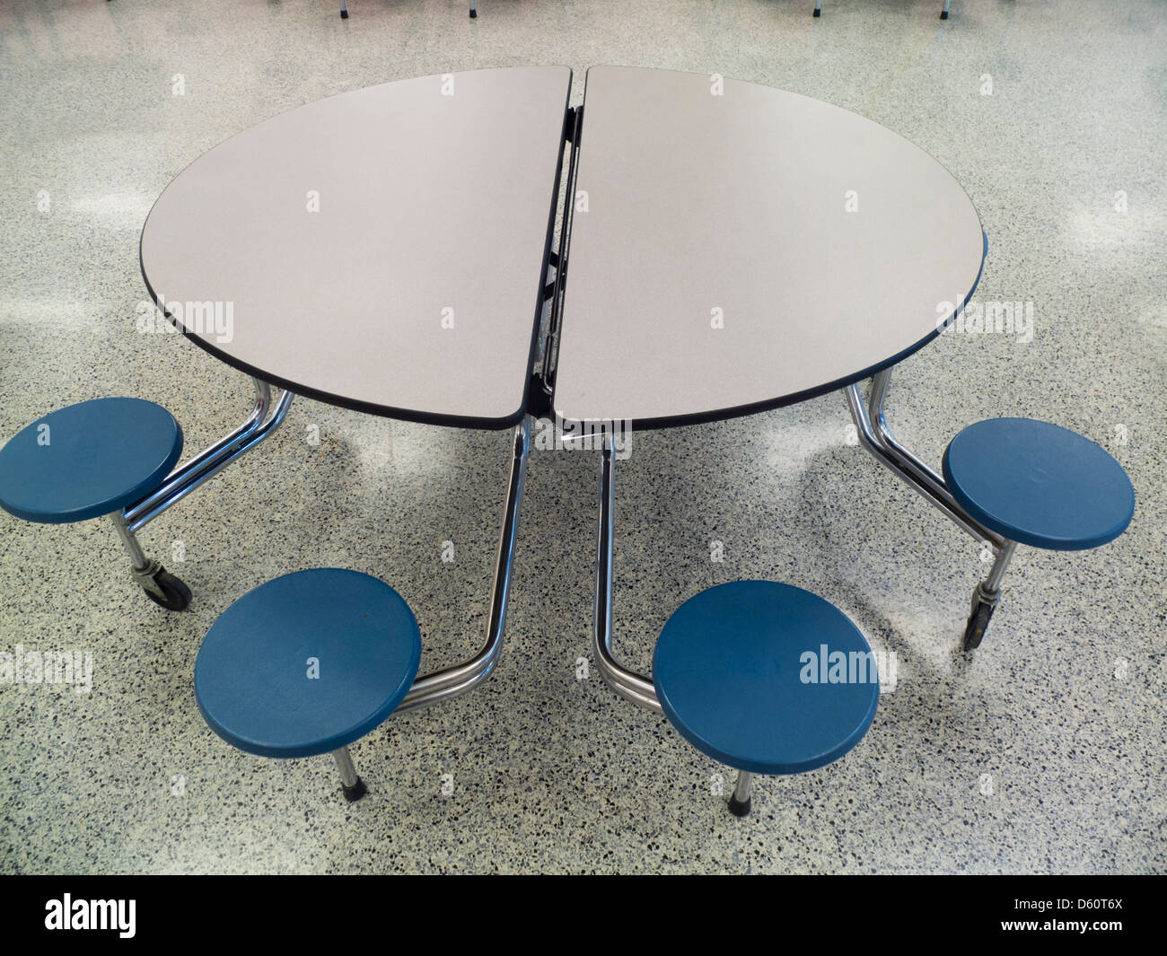 School Lunch Room Table Stockfotos School Lunch Room Table