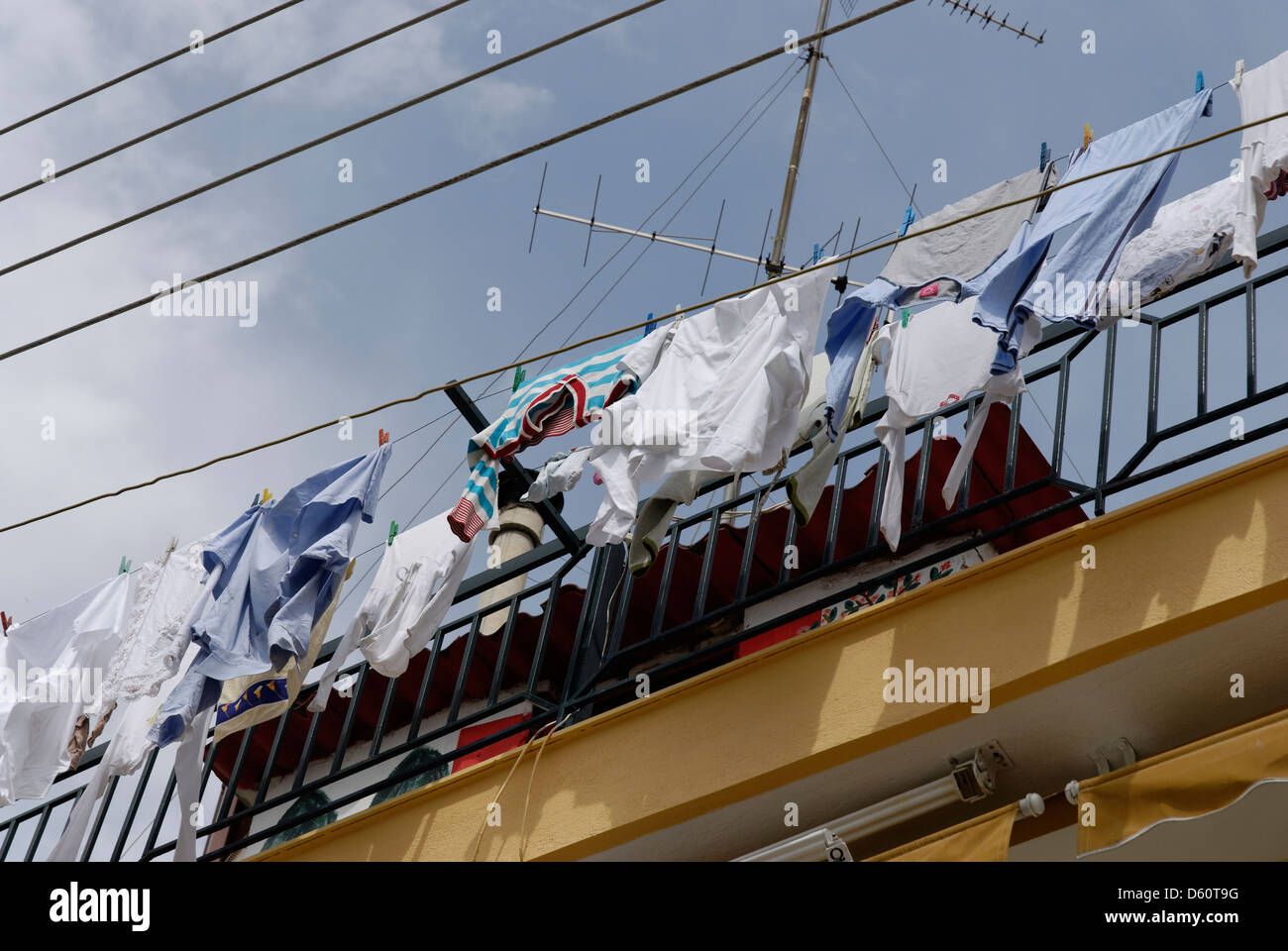 Waesche aufhaengen Fotos und Bildmaterial in hoher Auflösung Alamy
