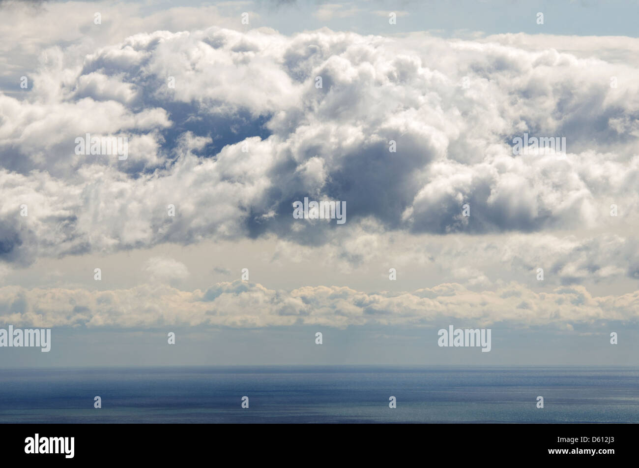 Wolken über Frenchmans Bay, Maine massing Stockfoto