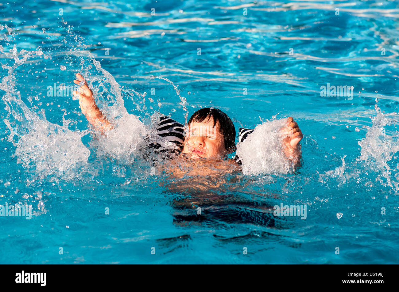 Ertrinkender Junge Stockfotos und bilder Kaufen Alamy