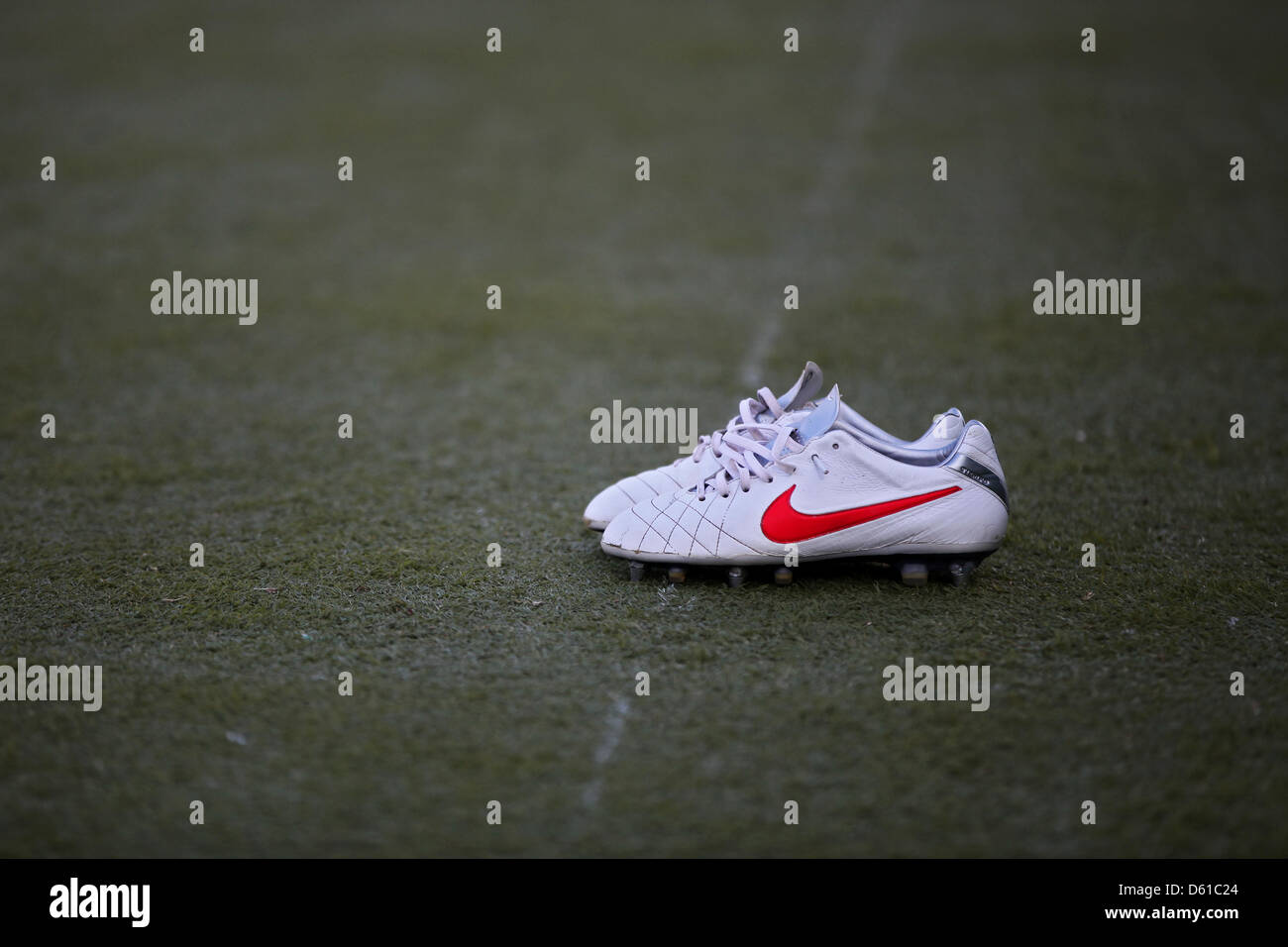 Nike Fußballschuhe Stockfotos und -bilder Kaufen - Alamy