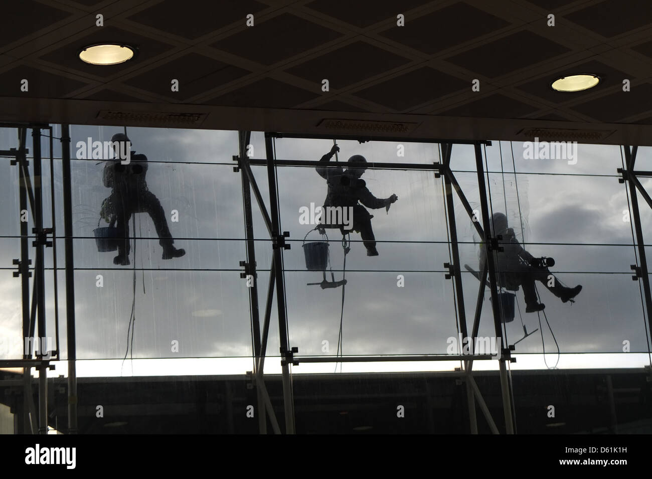 professionelle Reinigung windows Stockfoto