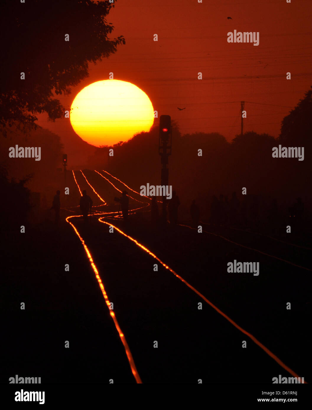 Sonnenuntergang in der Nähe von zentralen indischen Stadt Bhopal im Staat Madhya Pradesh, Indien. Stockfoto