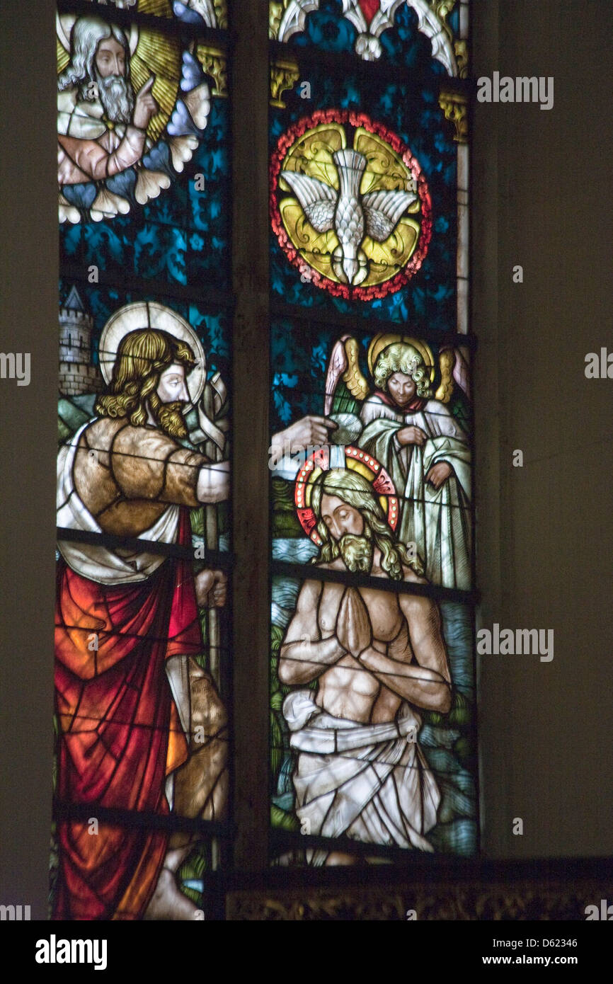 "Taufe des Jesus-Fensters" Thomaskirche, Leipzig, Deutschland. Stockfoto