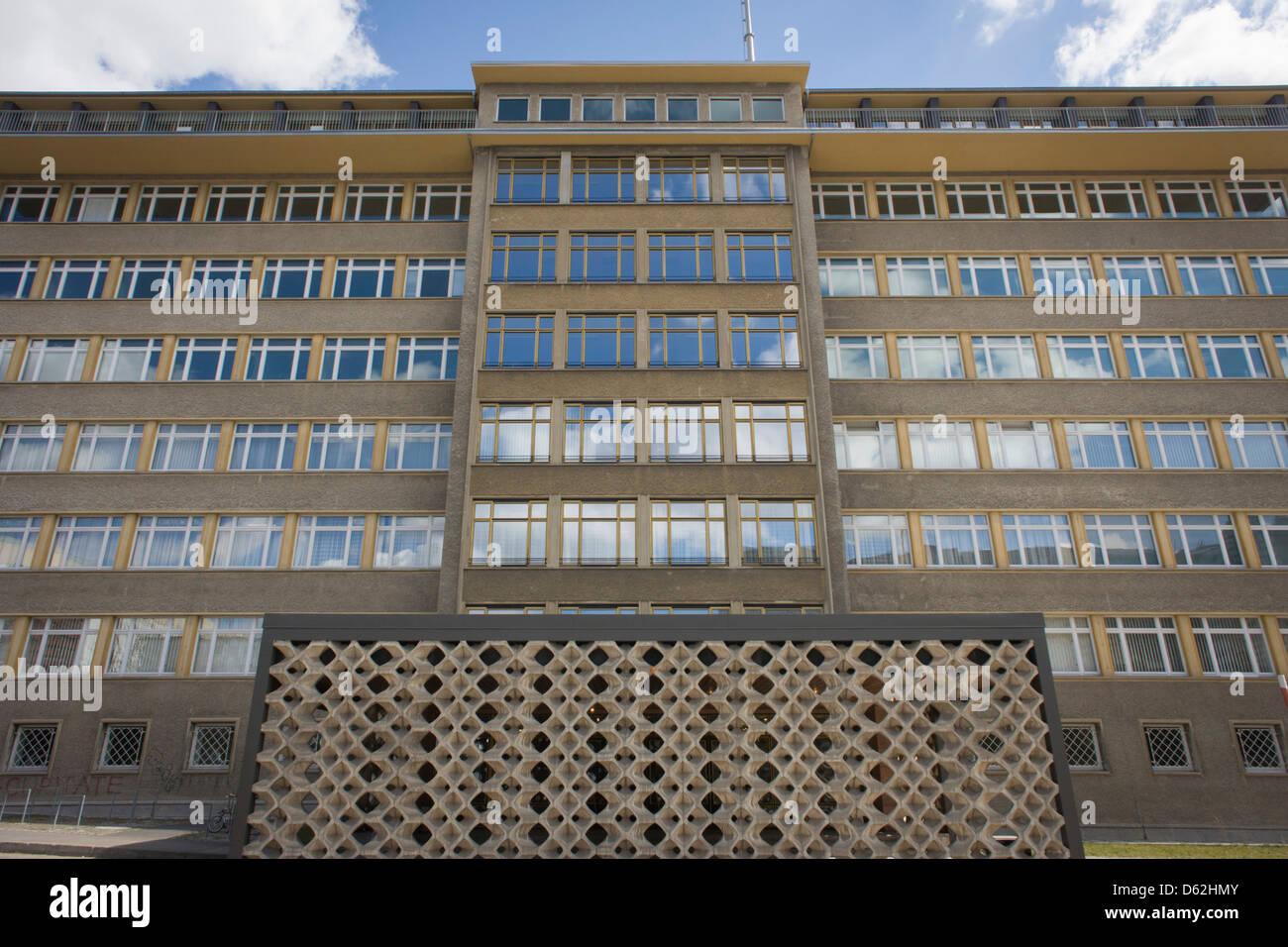 Exterieur des "Haus 1" das ministerielle Hauptquartier der Stasi Geheimpolizei in DDR, der DDR.  .. (Weitere Titel in Beschreibung) Stockfoto