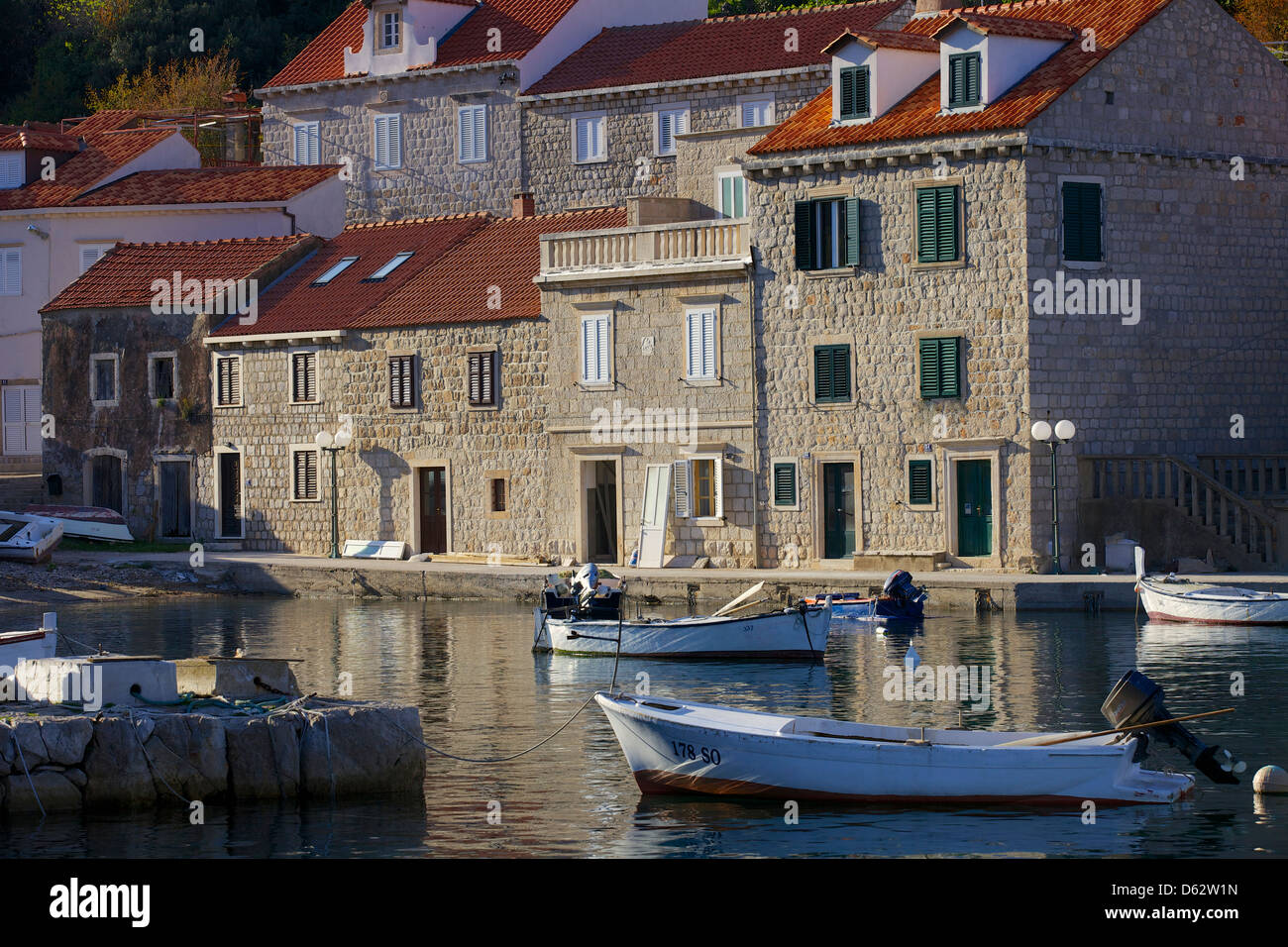 Hafen von Sudjuradj, Insel Sipan in der Nähe von Dubrovnik, Kroatien, Europa Stockfoto