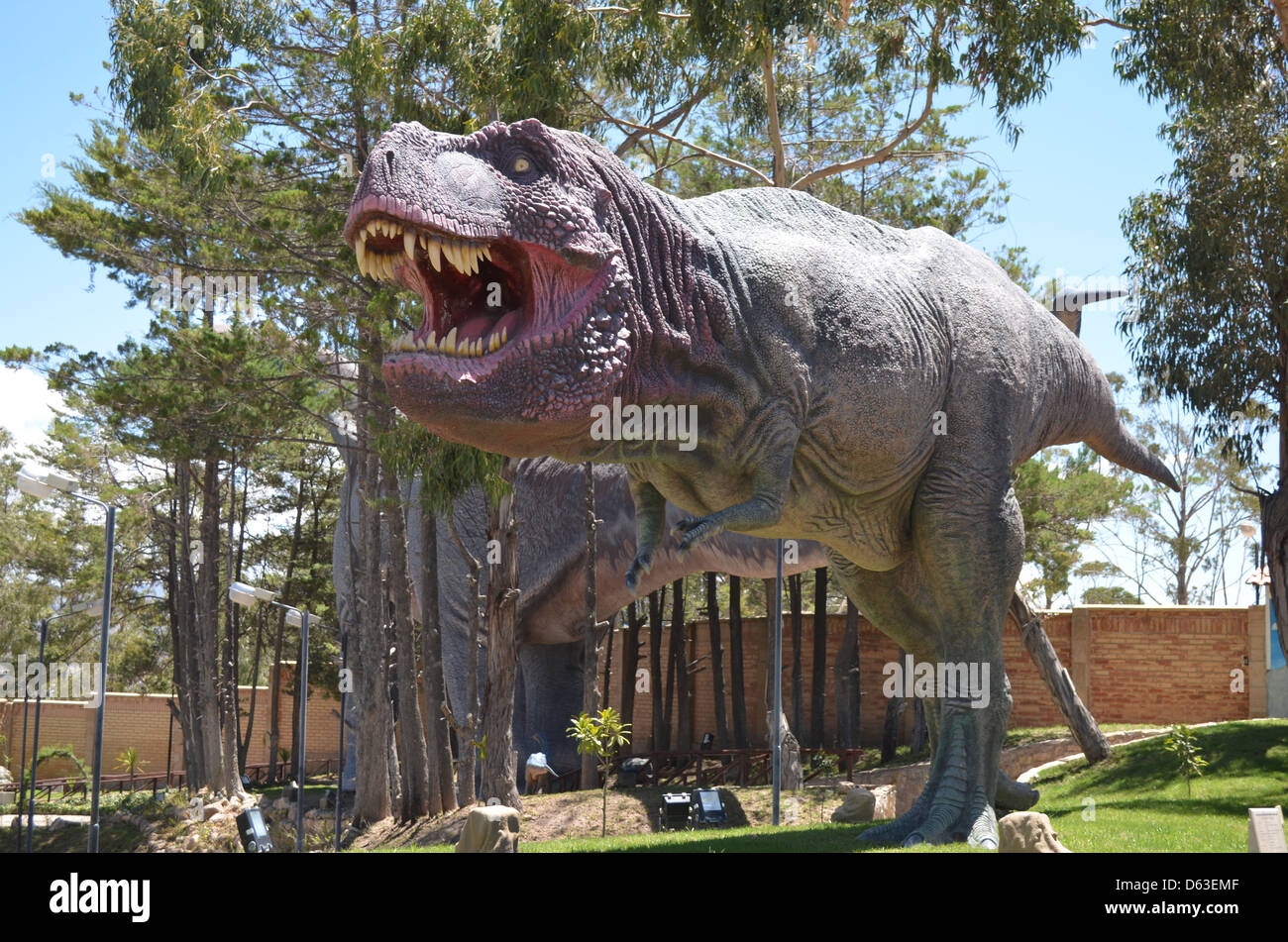 Parque Cretacico, Sucre - Dinosaurier Themenpark in Bolivien mit Fossilien und lebensgroße Statuen Stockfoto
