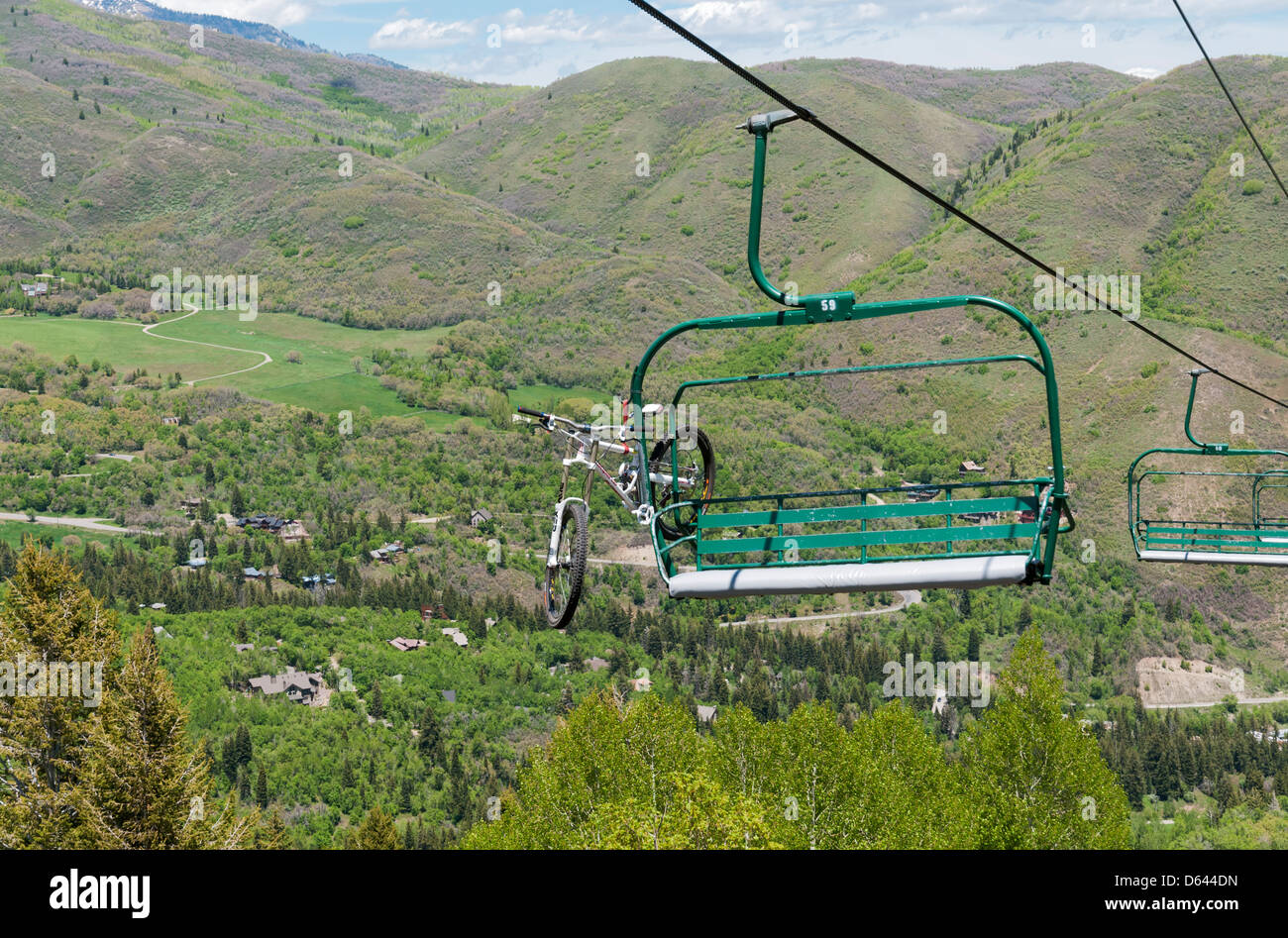 Utah, Sundance Resort, Sommer, Mountain-Bike beladen mit Sessellift Stockfoto
