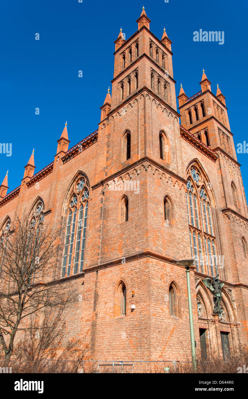 Aus rotem Backstein-Kirche in Berlin-Deutschland Stockfoto