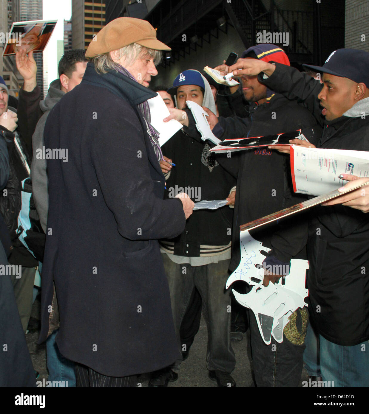 Sir Bob Geldof Unterzeichnung Autogramme "The Late Show with David Letterman" in der Ed Sullivan Theater - Abfahrten New York City, Stockfoto