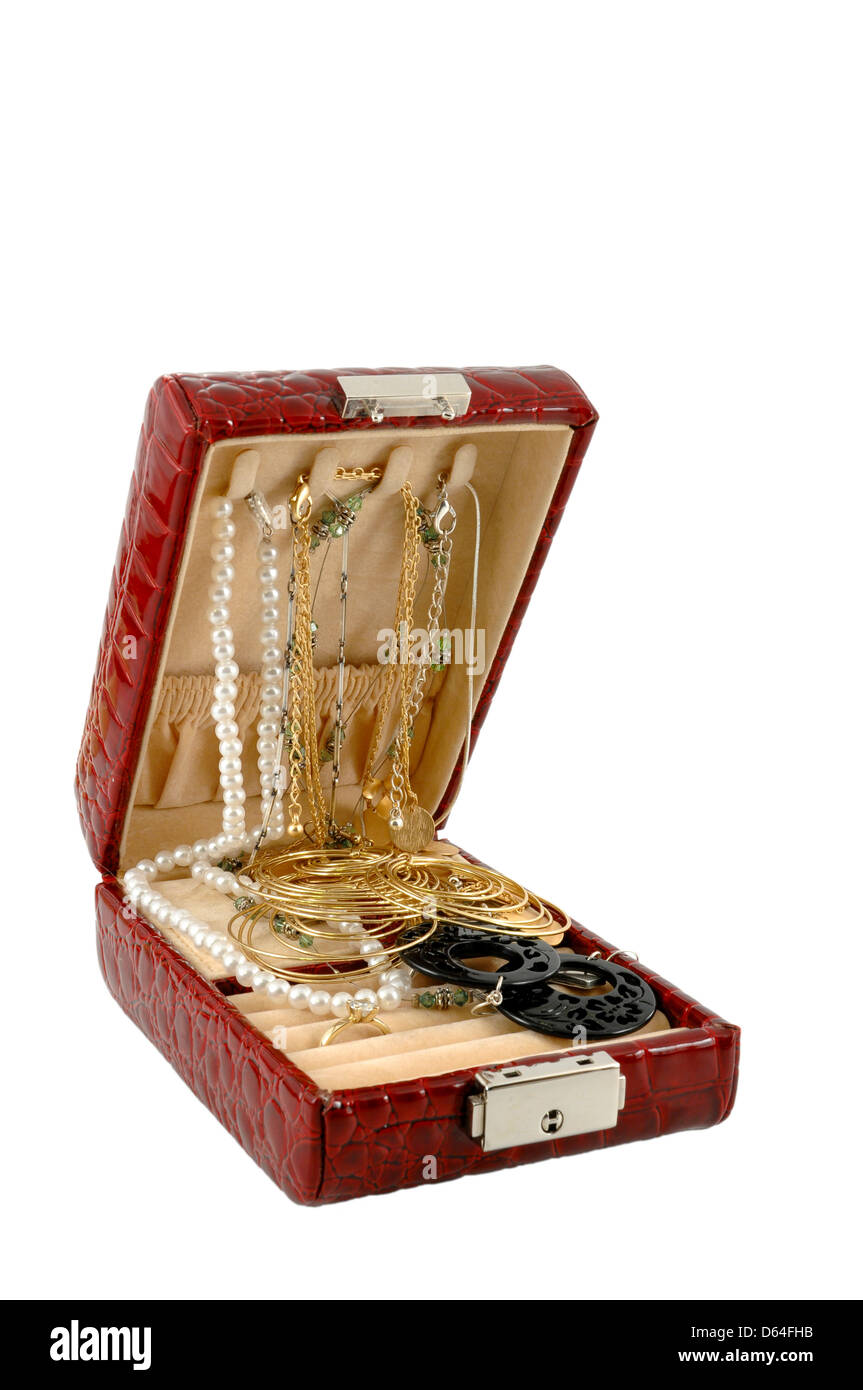 Schmuck-Box isoliert auf weißem Hintergrund Stockfoto