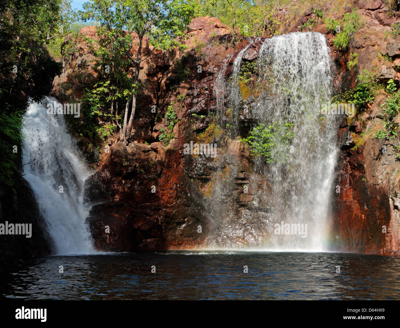 Wasserfall und Pool mit klarem Wasser, Kakadu-Nationalpark, Northern Territory, Australien Stockfoto