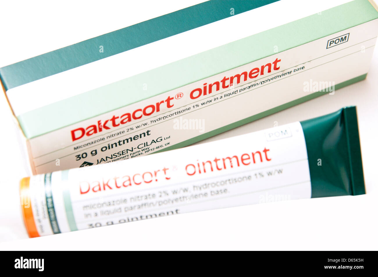Daktacort Salbe (Miconazolnitrat) Hydrocortison-Steroid Creme zur Behandlung von entzündeten Bedingungen Dermatitis Ekzeme Stockfoto