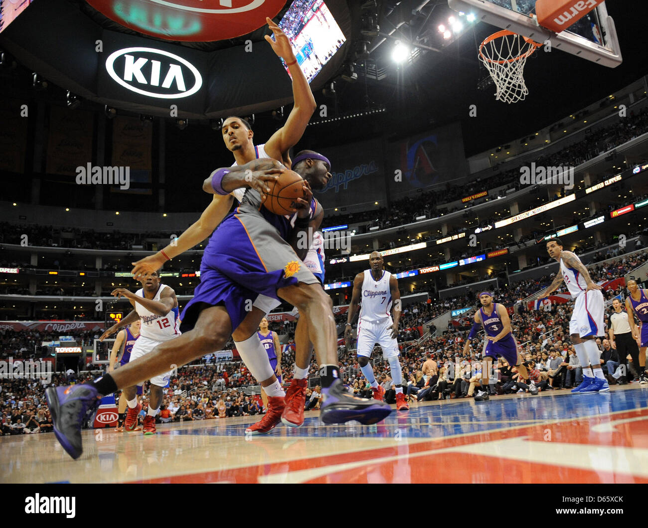 3. April 2013: Jermaine O'Neal der Sonnen in NBA Spiel Action wie die Los Angeles Clippers die Phoenix Suns in einem NBA-Spiel im Staples Center in Los Angeles, Kalifornien John Green host/CSM Stockfoto