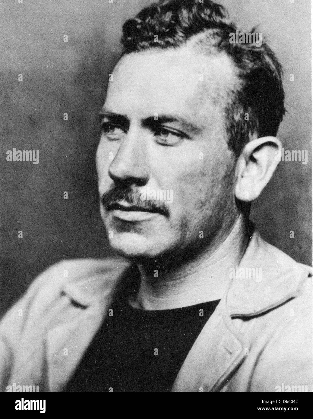 Amerikanische Schriftsteller JOHN STEINBECK (1902-1968) über 1939 veröffentlichte im Jahr, in dem The Grapes of Wrath erstmals Stockfoto