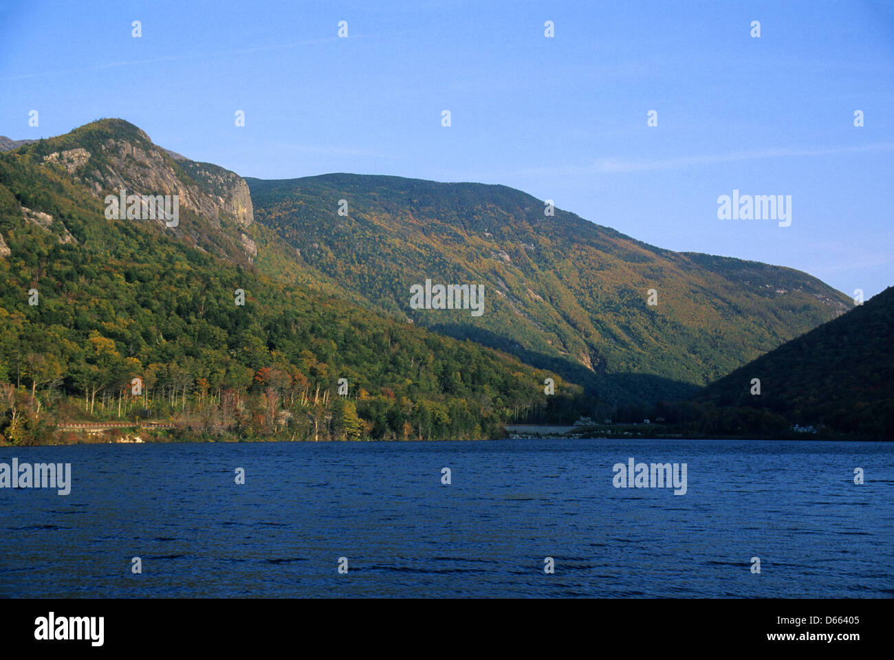 Elk281-1726 New Hampshire, weiße Mns Franconia Notch, Echo Lake Stockfoto