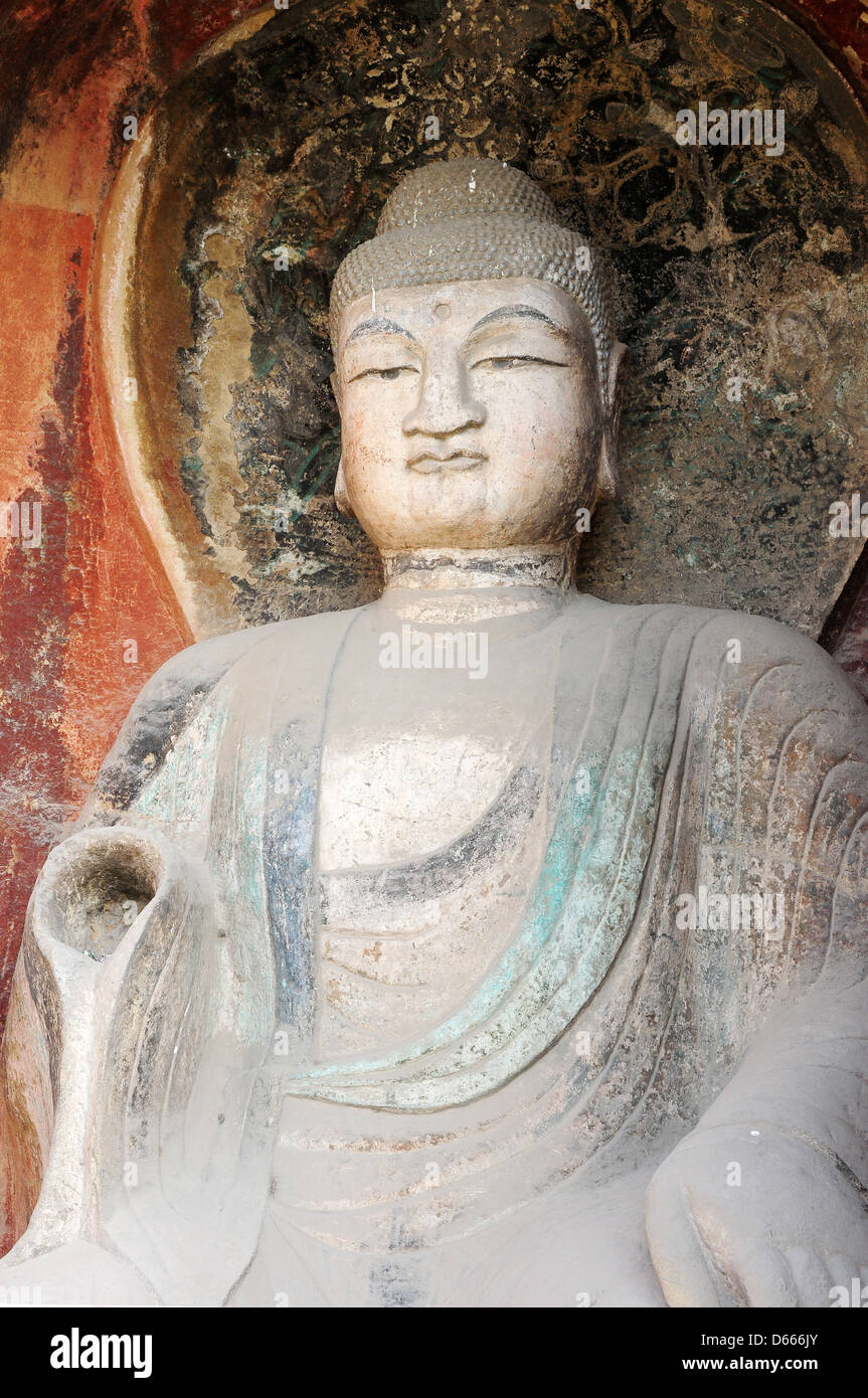 Antike Buddha-Statue in Höhlen in Guangyuan, Sichuan, China Stockfoto