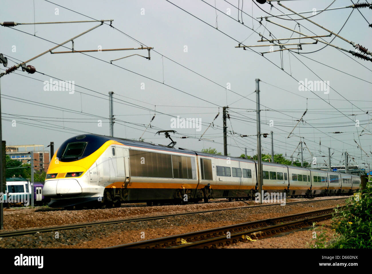 GNER, Klasse Eurostar 3310 Vorortbahn, East Coast Main Line, Peterborough Bahnhof, Cambridgeshire, England Stockfoto