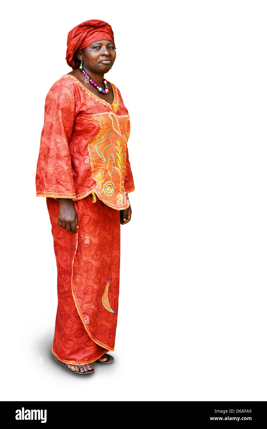 Ganzkörper von afrikanische Frau in traditioneller Kleidung isoliert auf weiss Stockfoto