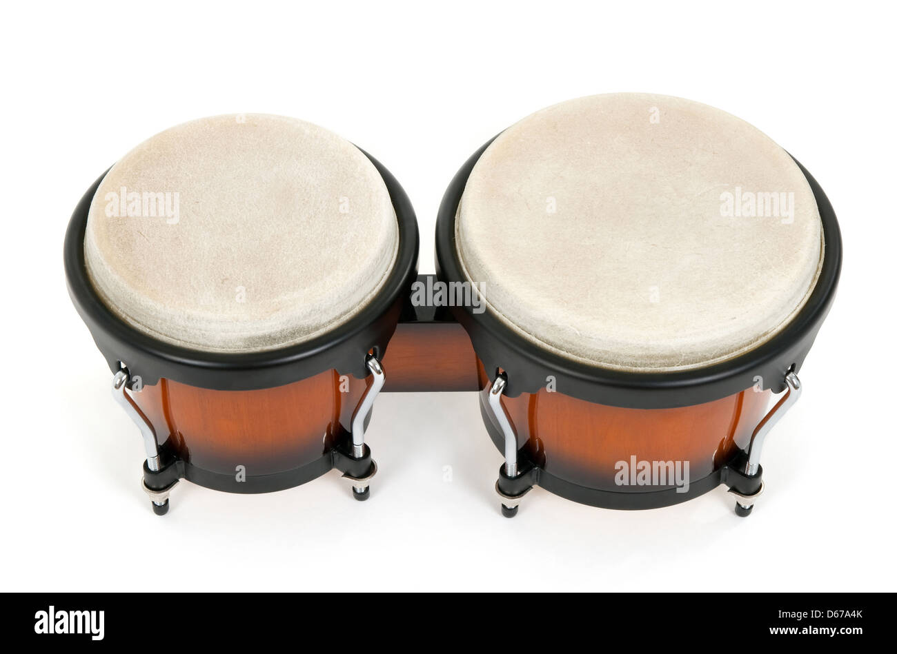 Bongos, Latin Percussion-Instrument, isoliert auf weiss. Stockfoto