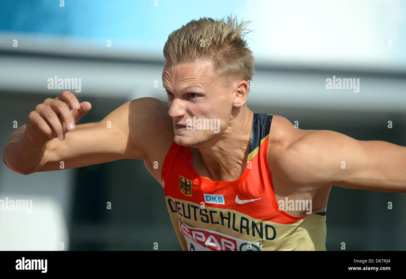 Pascal Behrenbruch Deutschland konkurriert in die 110 Meter Hürden Decathlon Veranstaltung des Europäischen Leichtathletik-Meisterschaften 2012 im Olympiastadion in Helsinki, Finnland, 28. Juni 2012. Die Leichtathletik-Europameisterschaften finden vom 27. Juni bis 1. Juli 2012 statt in Helsinki. Foto: Bernd Thissen Dpa +++(c) Dpa - Bildfunk +++ Stockfoto