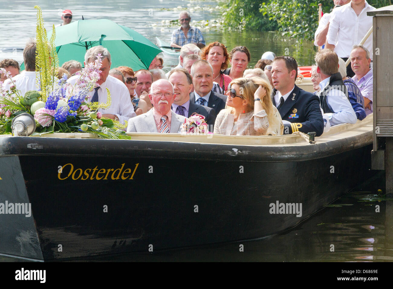 Holländische Prinzessin Maxima (Mitte R) eröffnet die Ausstellung "Leben auf dem Lande" im Museum Broeker Veiling in Langedijk, 5. Juli 2012. Foto: Patrick van Katwijk / Niederlande, Stockfoto