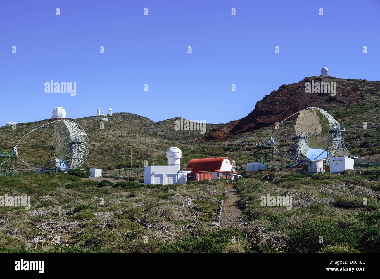 Observatorien in Los Muchachos. Das MAGIC Gamma Strahlung Telescope Array. Großen atmosphärischen Gamma-Ray Imaging Cherenkov. Stockfoto