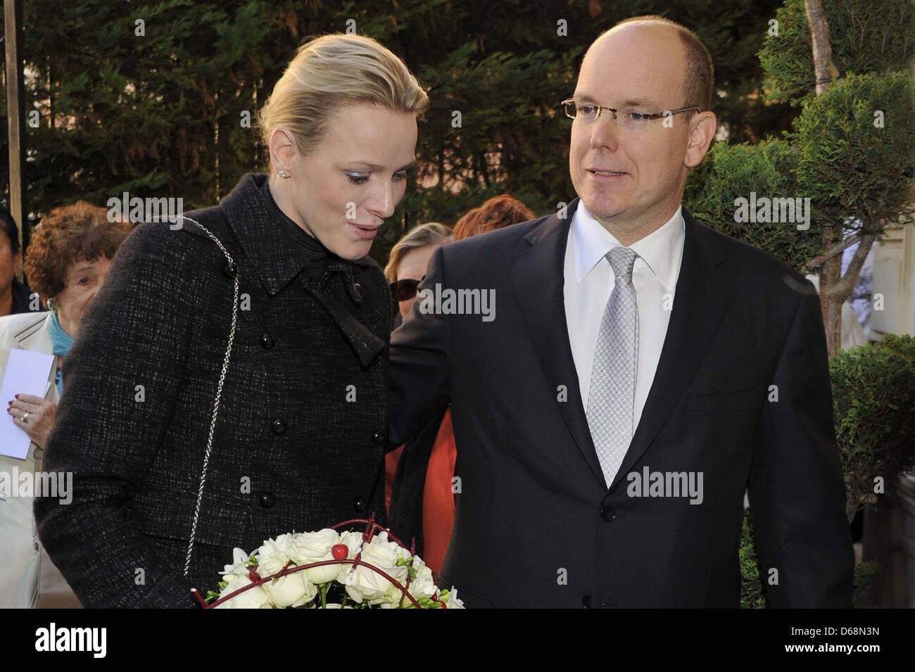 Prinzessin Charlene und Prinz Albert II Mitglieder der königlichen ...