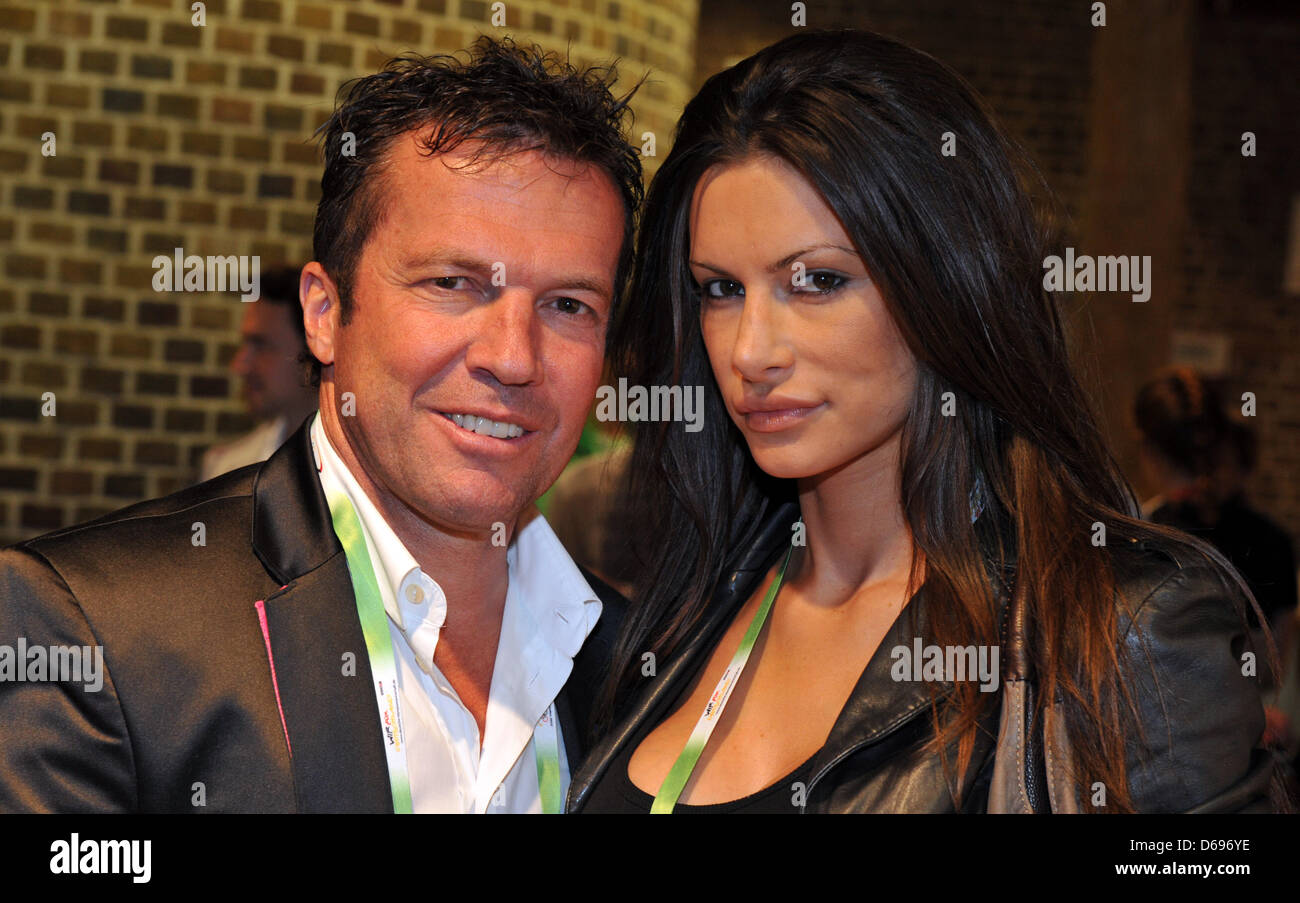 Deutschland ehemaliger Fußballspieler Lothar Matthaeus und seine Freundin Joanna Tuczynska zeigen sich am deutschen Haus (Deutsche Haus) während der London 2012 Olympische Spiele, London, Großbritannien, 31. Juli 2012. Foto: Jochen Luebke Dpa +++(c) Dpa - Bildfunk +++ Stockfoto