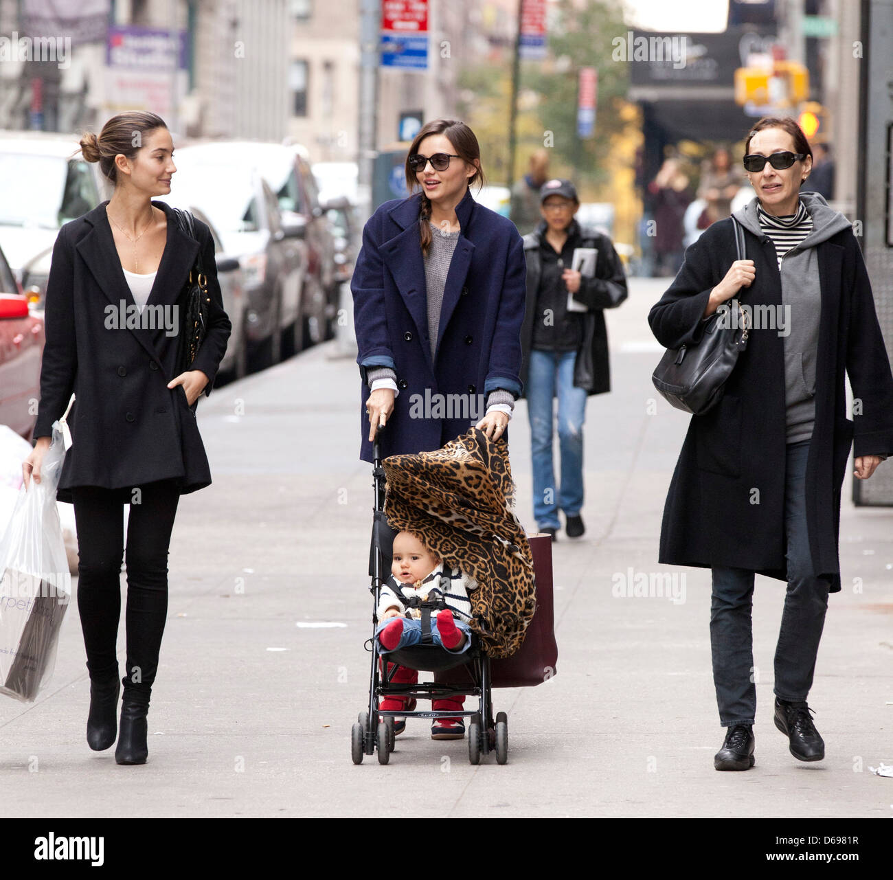 Miranda Kerr Mit Seitenscheitel Miranda Kerr (@mirandakerr)