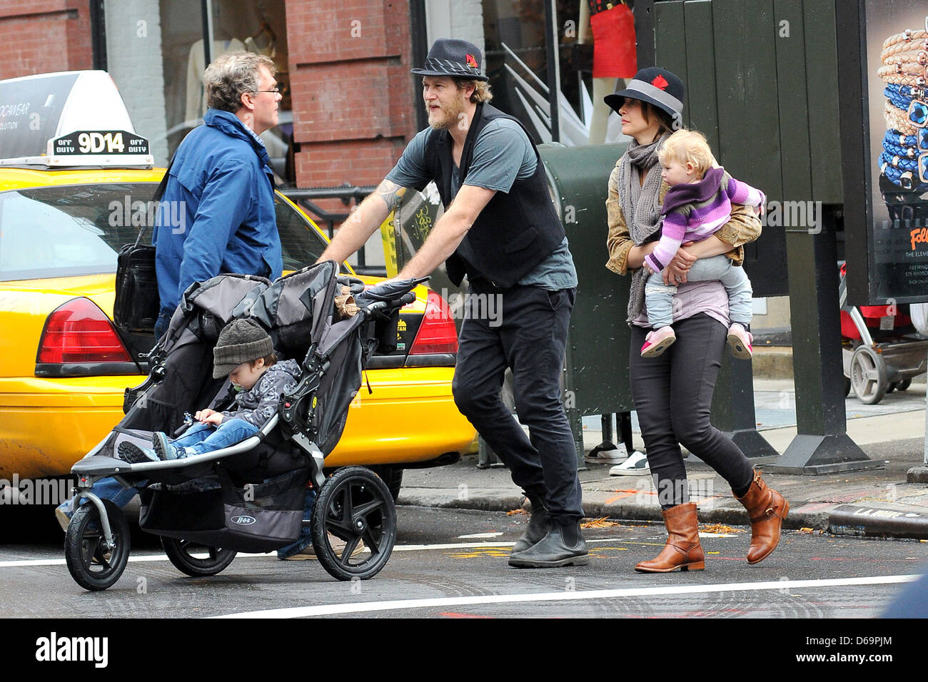 Renn Hawkey, Vera Farmiga, Gytta Lubov Hawkey und Fynn Hawkey Vera