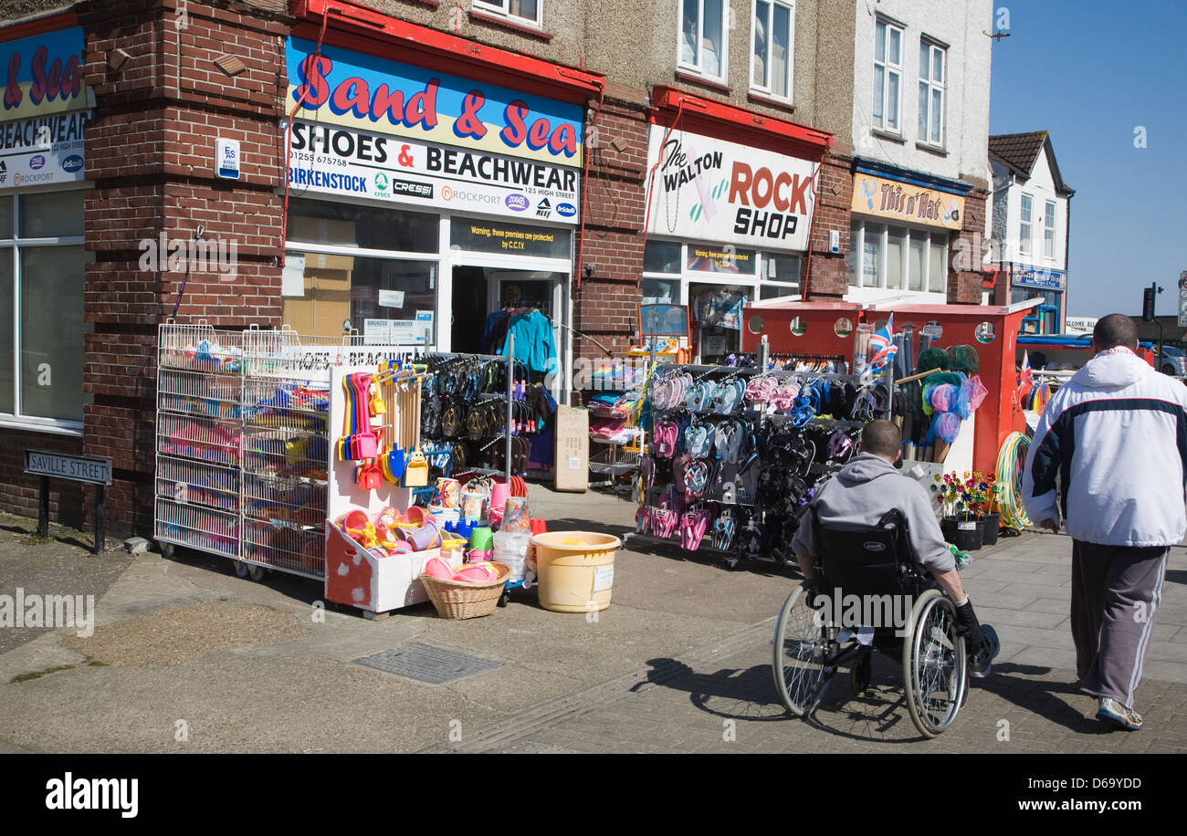 Geschäfte in Walton auf ganz blöd, Essex, England Stockfoto