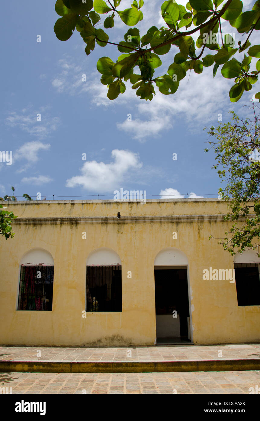 Brasilien, Fortaleza. Emcetur touristisches Zentrum, Handwerkermarkt, untergebracht in einem ehemaligen Gefängnis. Stockfoto