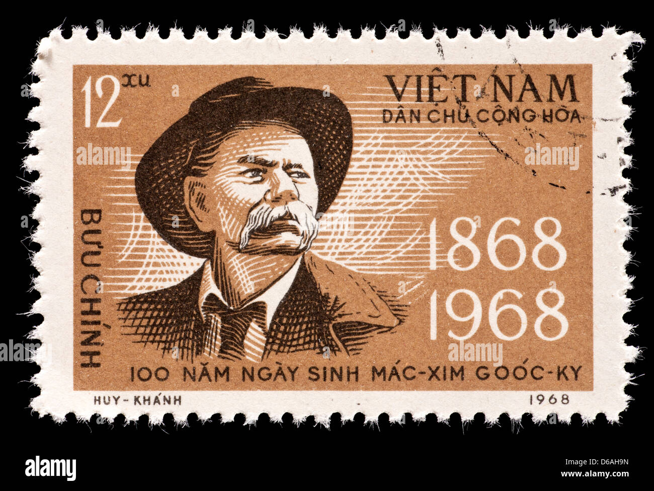 Briefmarke von Nordvietnam mit Maxim Gorki. Stockfoto