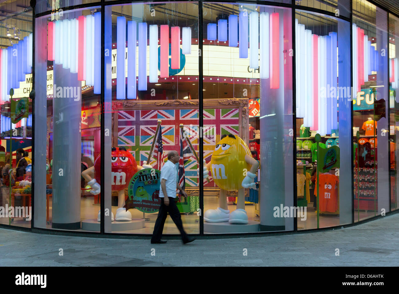 London, Vereinigtes Königreich, außen die M & M der Welt Stockfoto