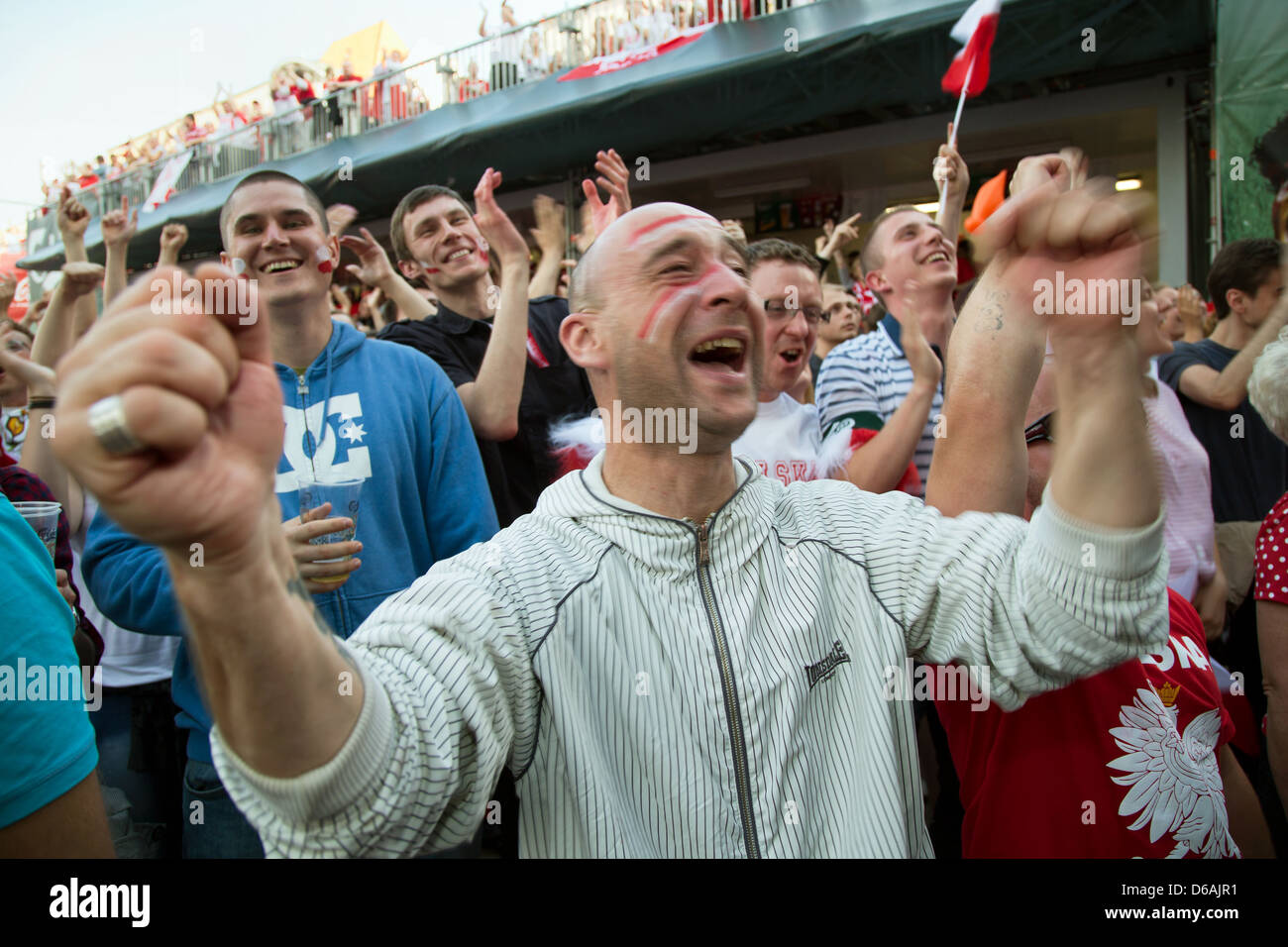 Posen, Polen, Fanmeile am Plac Wolnosci beim Spiel öffnen Stockfoto