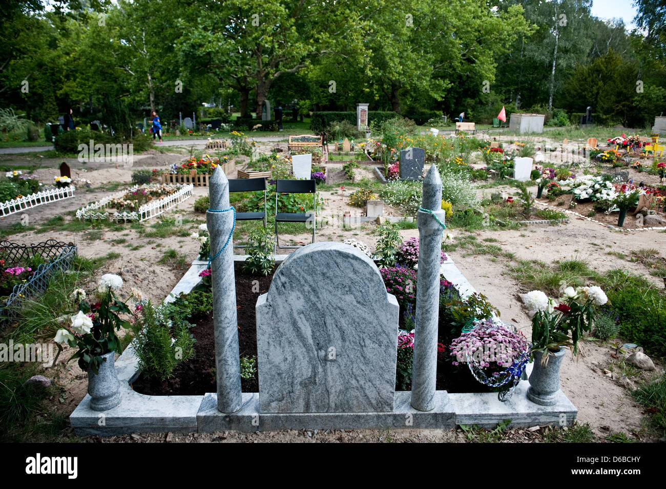 Blick auf dem islamischen Friedhof in Berlin, Deutschland, 27. August 2012. Aufgrund der hohen Nachfrage nach Grundstücken hat der Friedhof nur 50 offener Grundstücke verfügbar. Foto: Robert Schlesinger Stockfoto