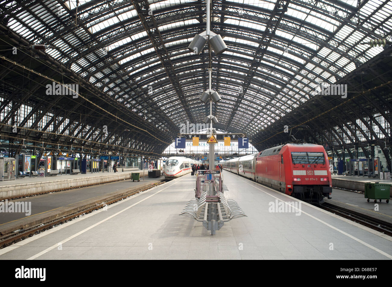 Bahnhof Köln Hauptbahnhof Deutschland Stockfotografie Alamy