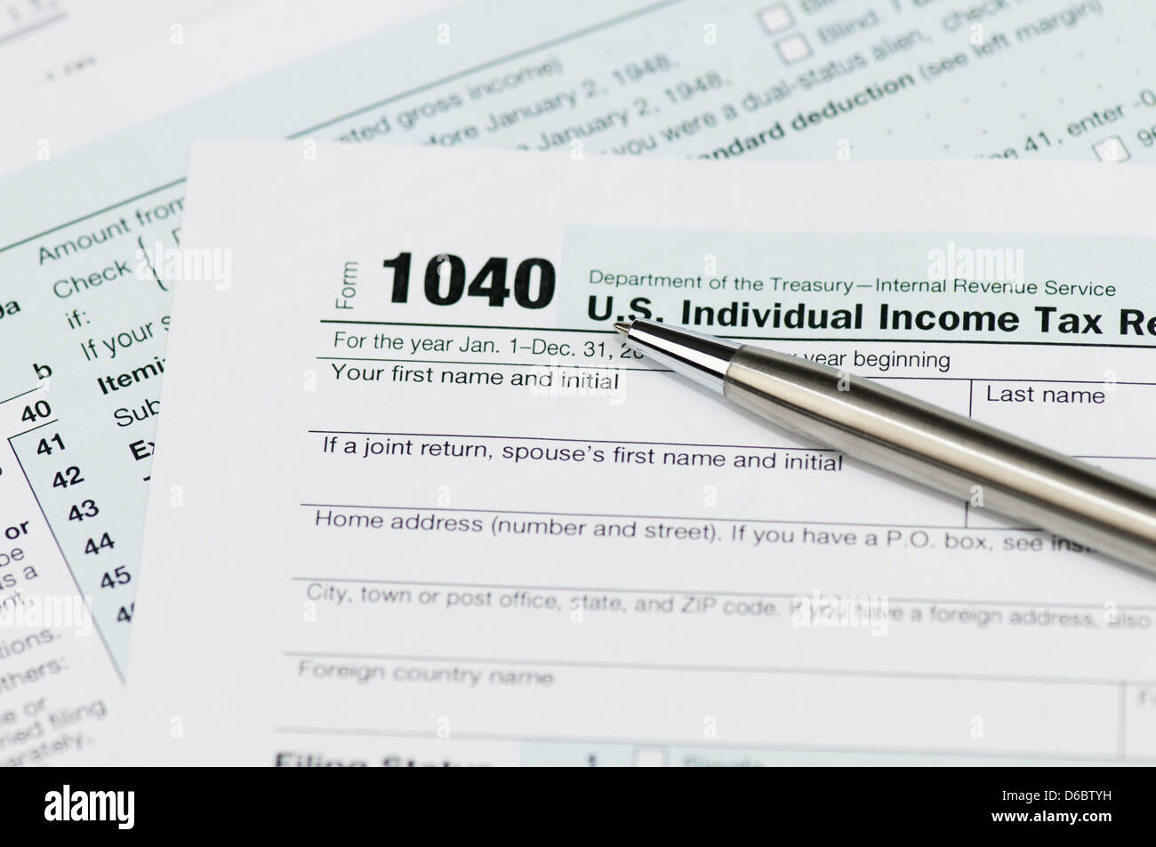 Steuern Sie Formular 1040 für US-individuelle Steuererklärung Stift. Stockfoto