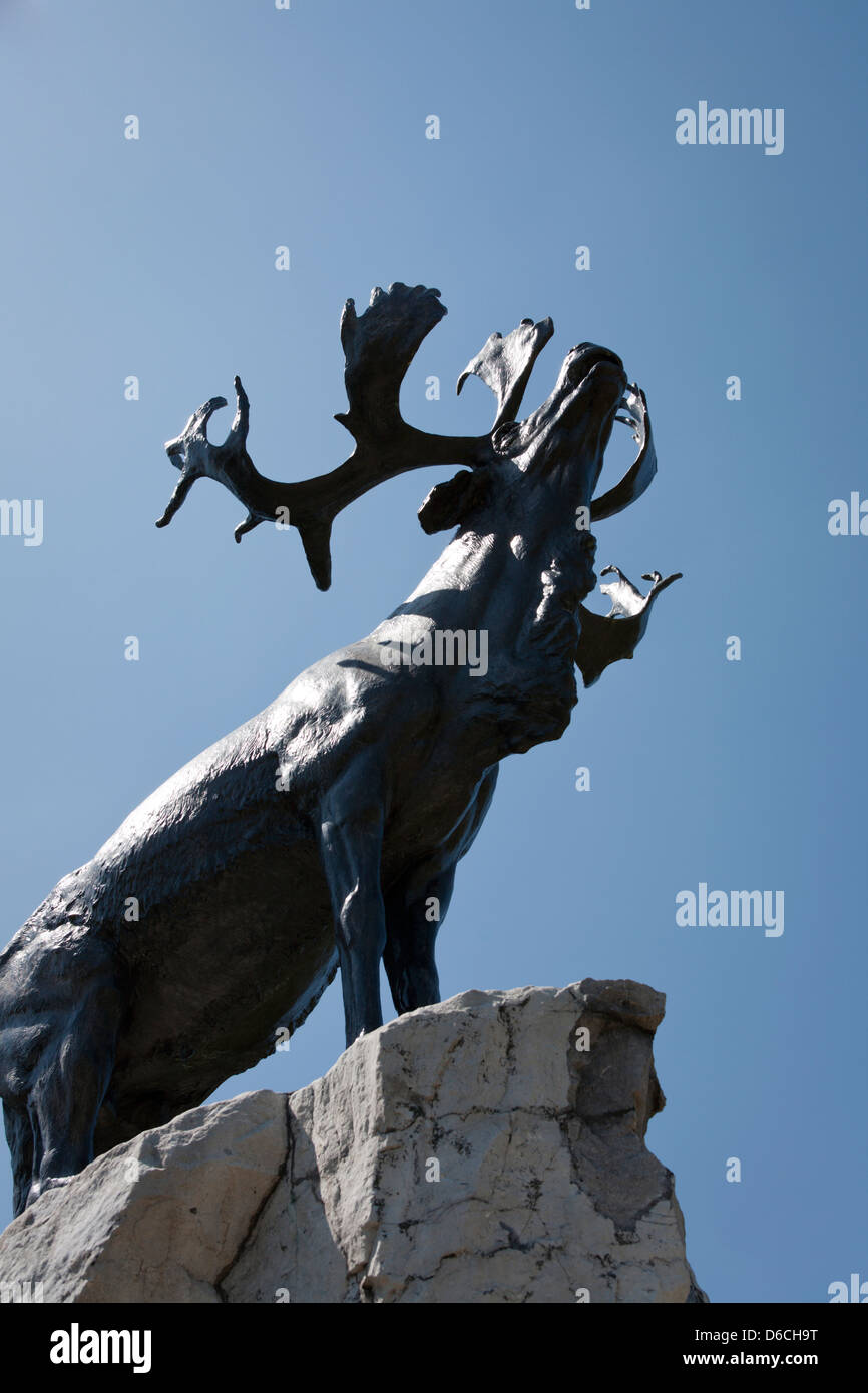 Neufundland Regiment Denkmal eine Bronze Karibu bei Beaumont-Hamel Neufundland Memorial in Nordfrankreich von Gotto entworfen. Stockfoto