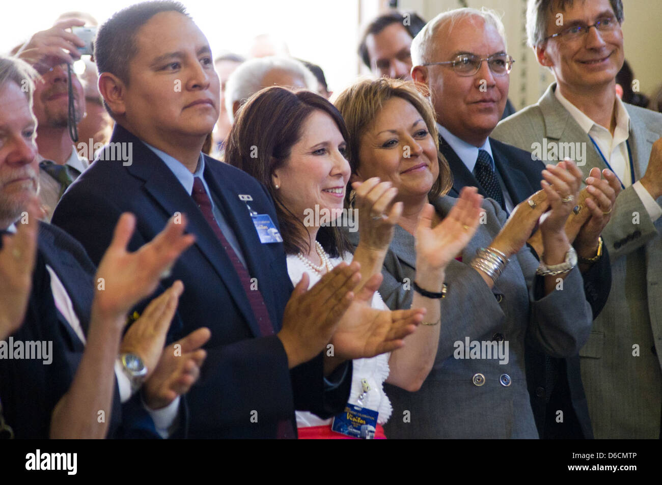 Gouverneur Martinez begrüßt die 1,014th Verbringung von transuranische Abfällen aus dem Labor Stockfoto