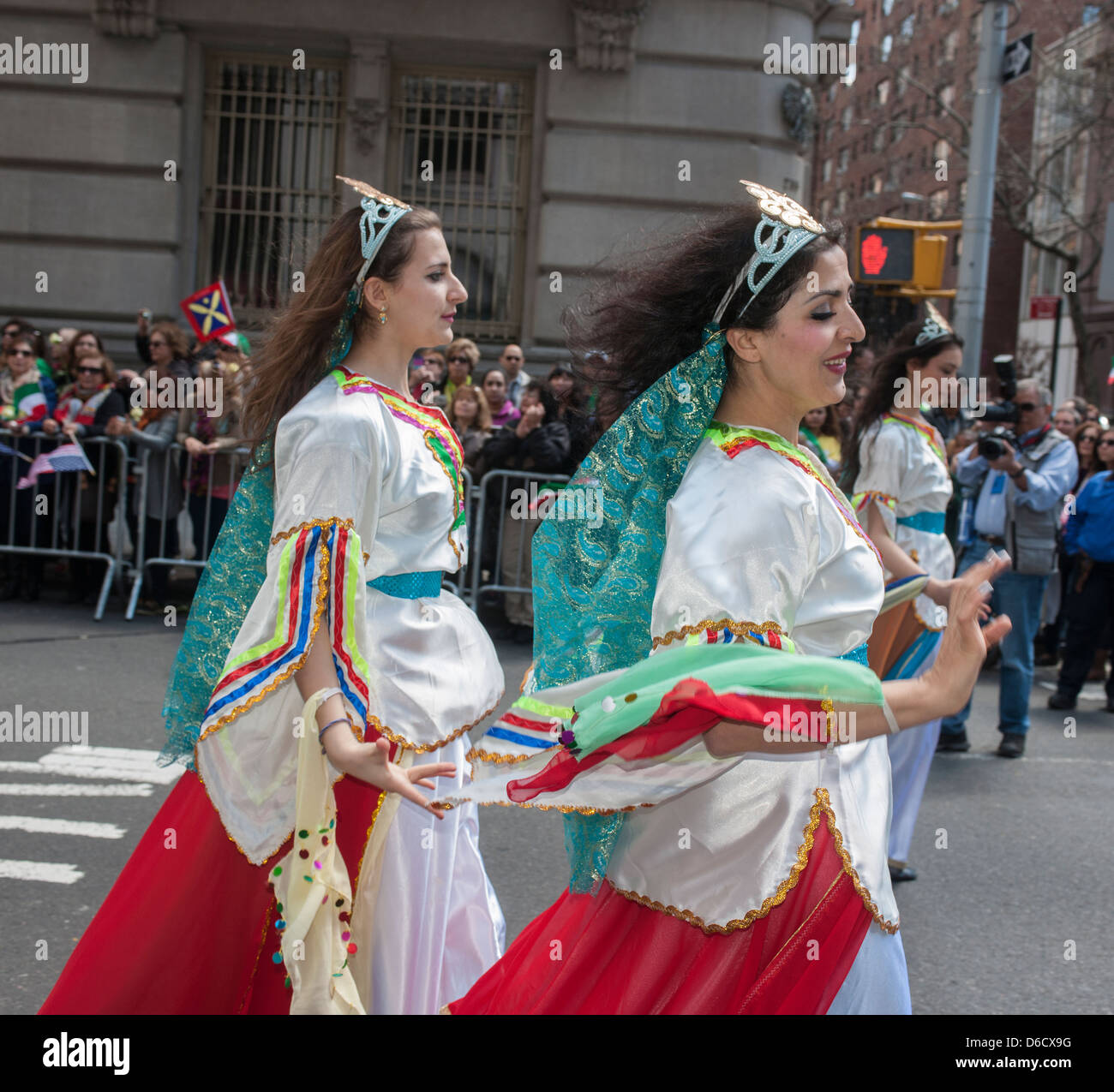 10. jährliche persische Parade an der Madison Avenue in New York Stockfoto 10. jährliche persische Parade an der Madison Avenue in New York Stockfoto